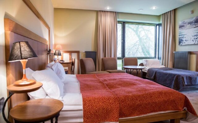 Best Western Santakos Hotel