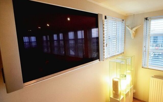 Home Luxury Apartments