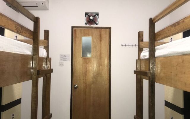 Spot On 89901 Hotel Ship Arm