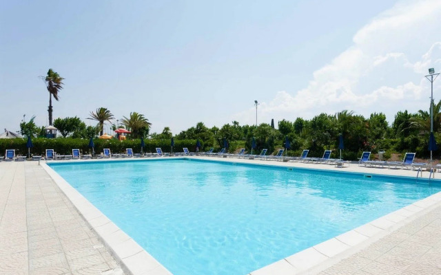 Villaggio African Beach