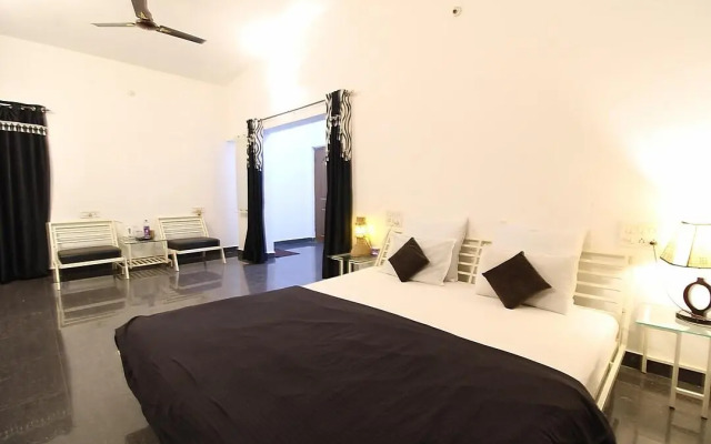 Kanha Kiskindha Resort