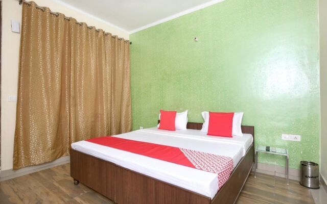 OYO 15067 Hotel Ashoka