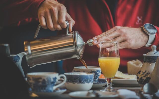 Caer Rhun Hall Hotel