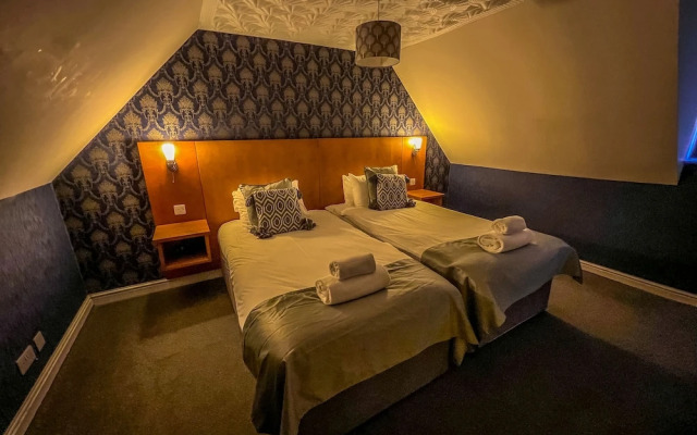 The Quayside Hotel and Bar