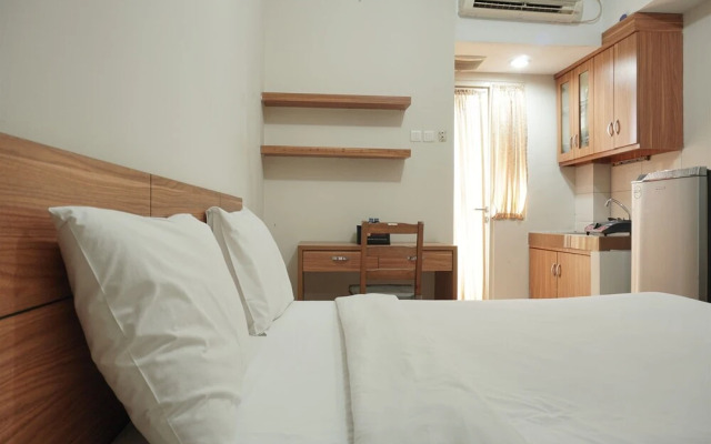 Cozy and Strategic Place Studio at Margonda Residence 4 Apartment