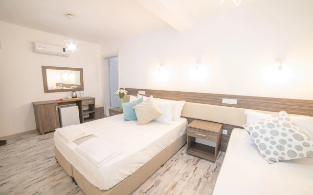 Palmiye Beach & Rest