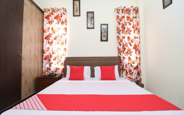 Oyo 24025 Sharan Square