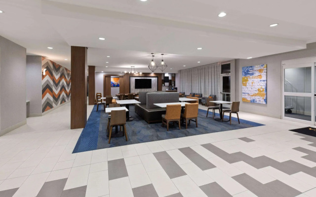 La Quinta Inn & Suites by Wyndham Rockport - Fulton