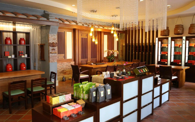 The Chitou Lemidi Hotel