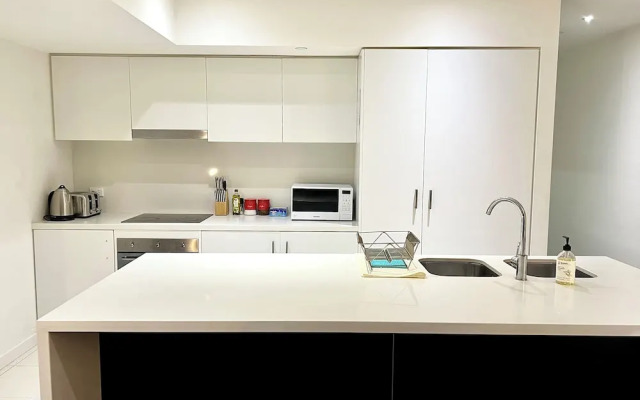 ReadySet Apartments on Little Collins