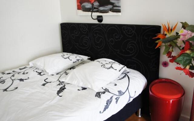 Rive Gauche Comfortable