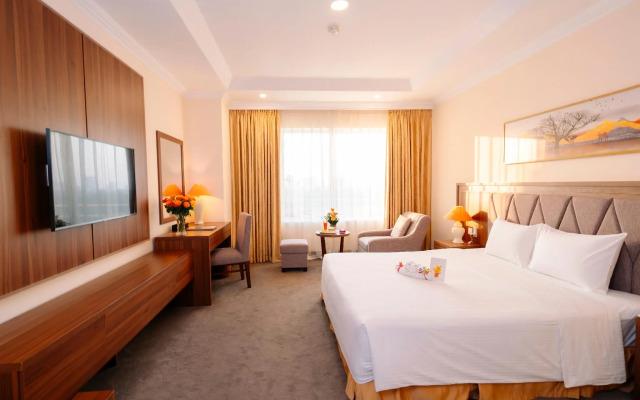 Muong Thanh Grand Phuong Dong Hotel