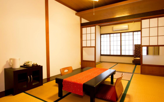 Guesthouse Fujinokura Kawaguchiko – Guest Rooms – Fujikawaguchiko