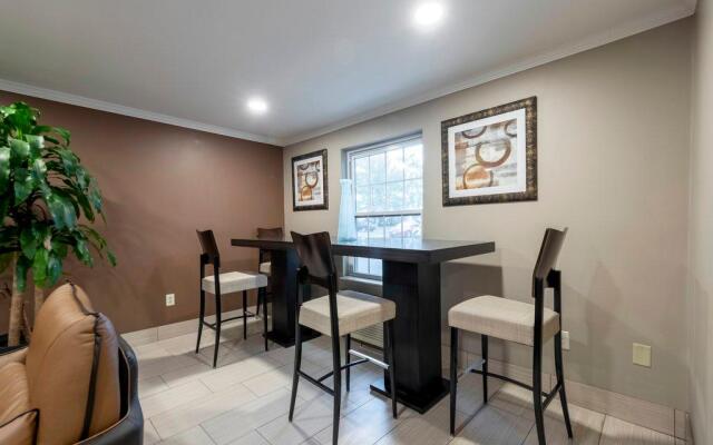 Red Roof Inn Dahlgren - Naval Base