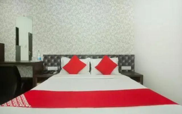 OYO 19847 Hotel Star Residency
