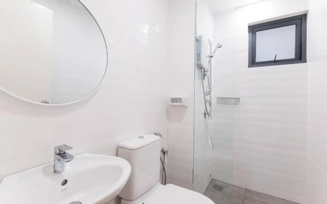 NEW! French Style 3BR 8pax Mytown Sunway Velocity