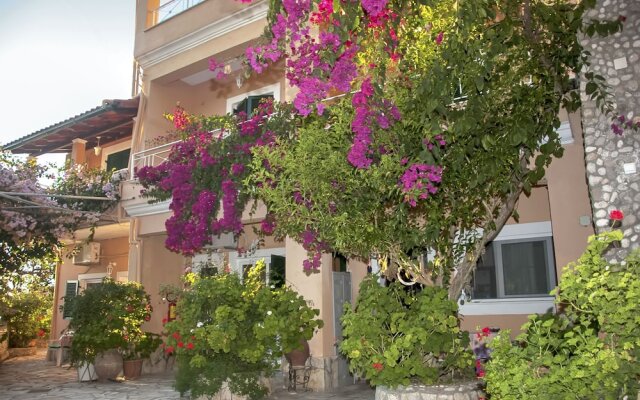 "holiday Studio Apartments Tonia - Pelekas Beach, Corfu"