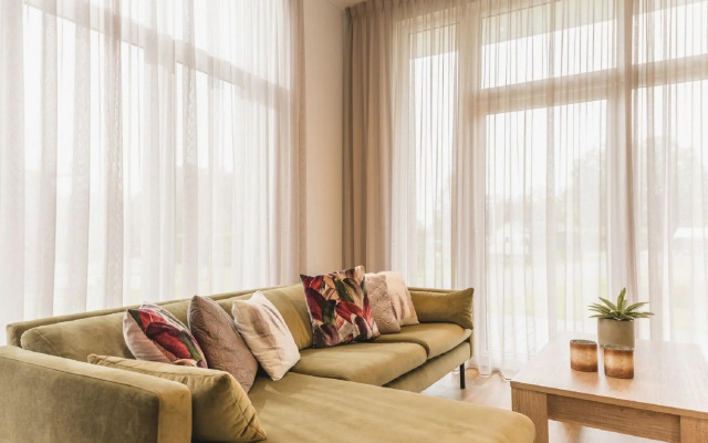 Chalet in Zuna by Tennis Court