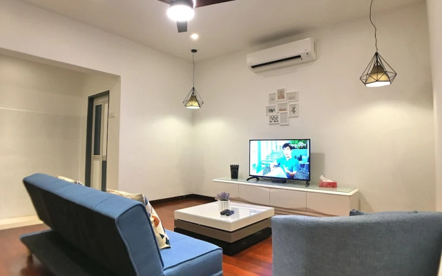 iBook8 Superior 1 Bedroom Gurney Suites  by iBook Homestay