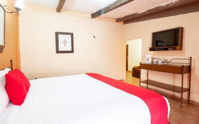 OYO Hotel D' Cervantes