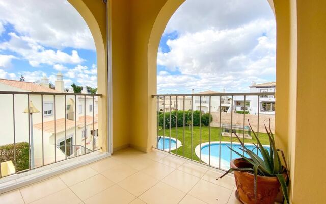 Prestige Apartment with Swimming Pool