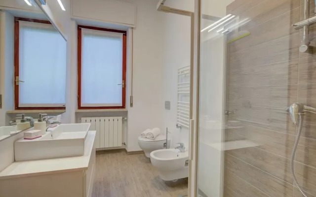 Blooming Villa Cos Lake View