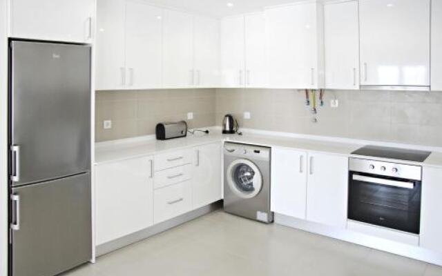 Cais Waterfront Holiday Apartments