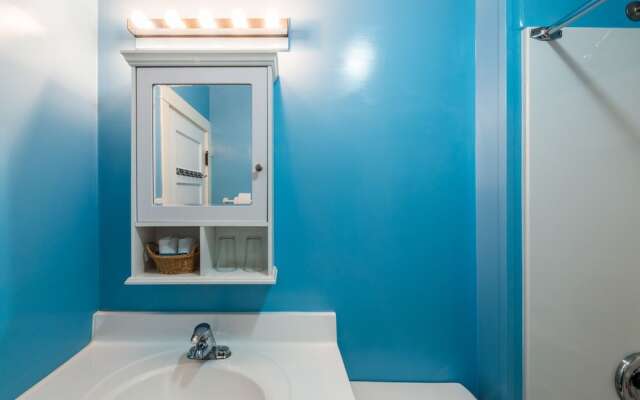 Ocean Island Garden Suites