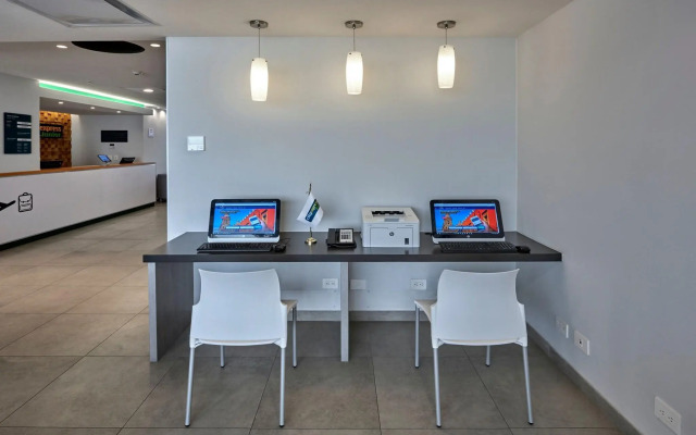 City Express Junior by Marriott Tijuana Otay