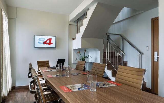 S4 Hotel