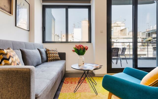 Sanders Home Suites - Bright Downtown 2-bdr. Apt