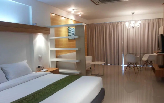 The Green Golf Condominium