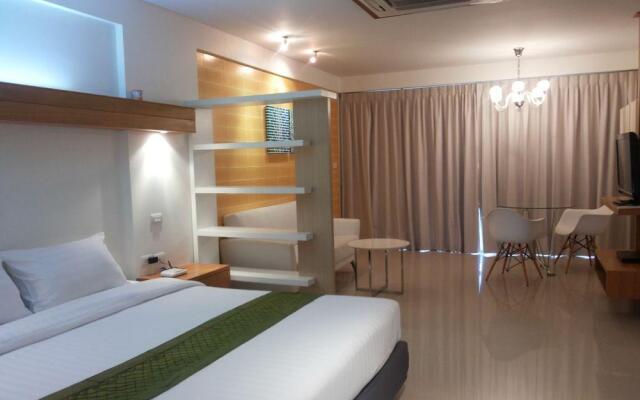 The Green Golf Residence Condominium