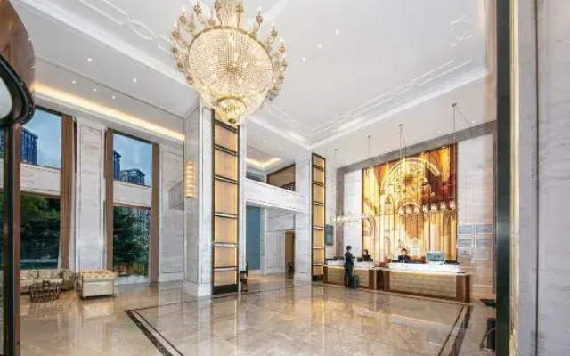 Vienna International Hotel (Yibin Changning High-speed Railway Station)