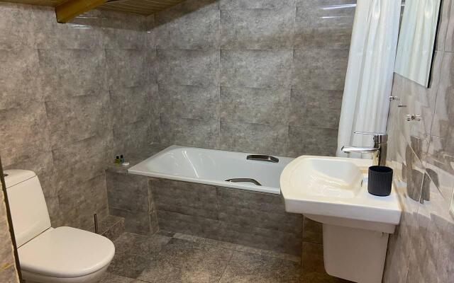 Tbilisi Tales (Тбилиси Тэйлс)