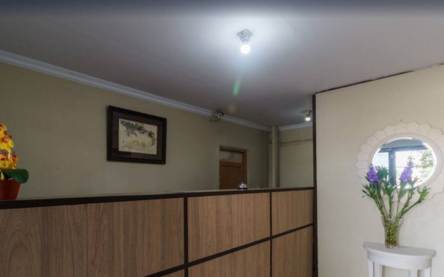 RedDoorz near Cikampek Mall Karawang