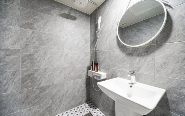 Busan Jaesongdong Hotel Ro