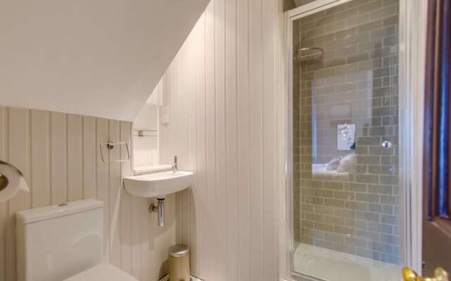 Stylish & Spacious Georgian New Town 3bed Apt