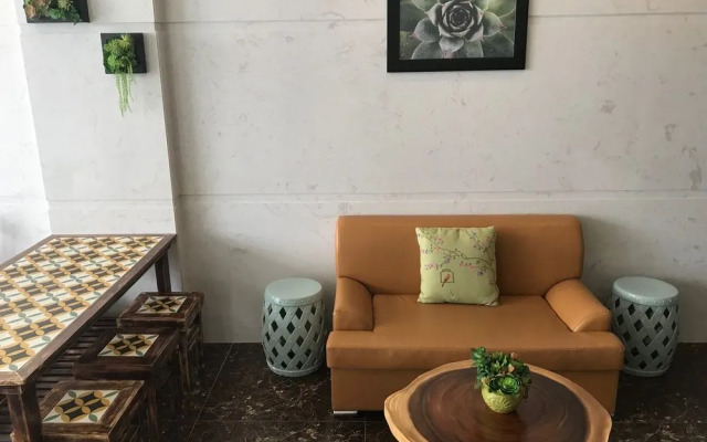 Azure Hotel Danang