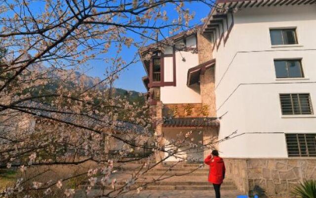 Tianzhu Mountain Villa