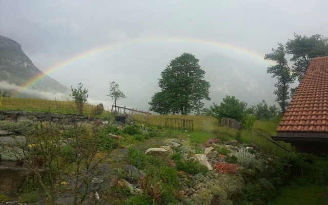 Cozy Apartment in Meiringen With Mountain View