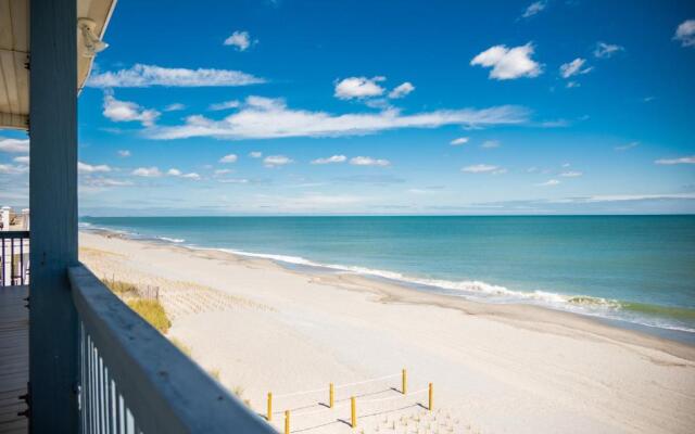 Casa Bianca by Oak Island Accommodations