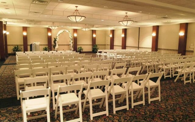 Embassy Suites Cleveland - Downtown