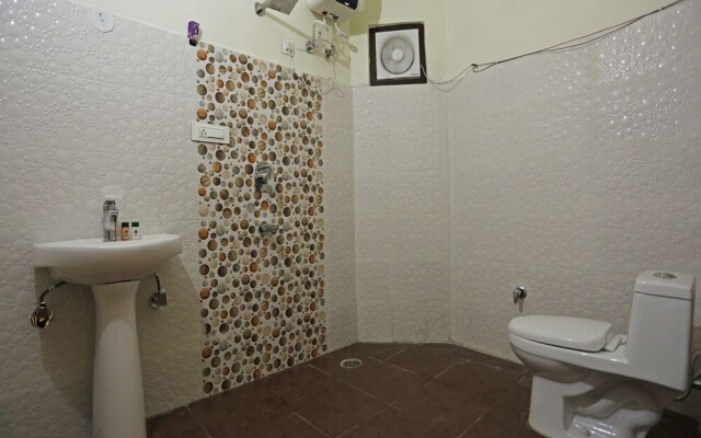Holiday Inn Guest House