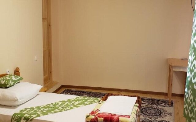 Sarrafon B&B