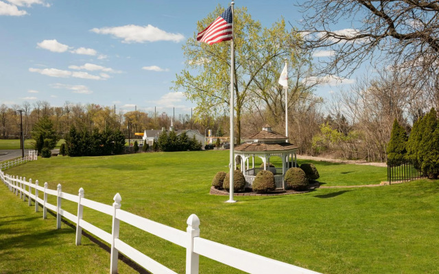 The Kenilworth Hotel - Newark Airport West