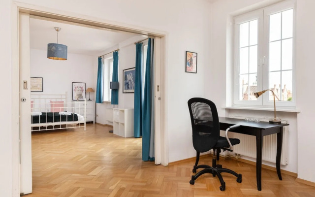Heart of Gdansk Apartment by Renters