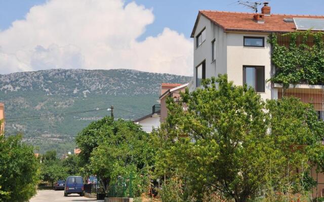 Milica - Parking and Garden - A1