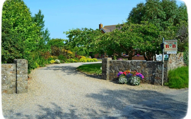 Old Orchard Lodge Bed & Breakfast
