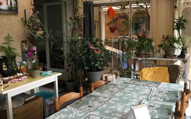 2 Chambres B&B Près De L'Aéroport Et Du Meett